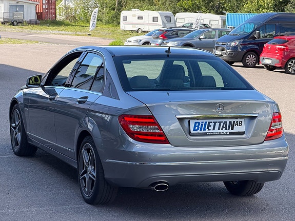 Mercedes-Benz C220 5 of 15