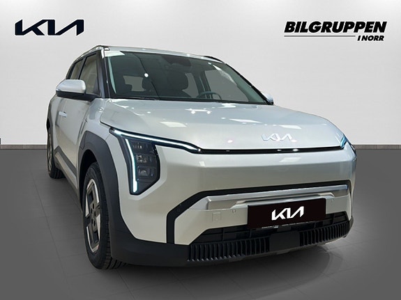 Kia EV3 3 of 5