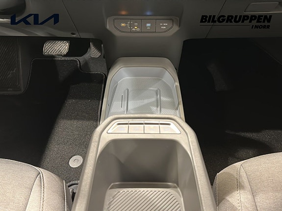 Kia EV3 12 of 17