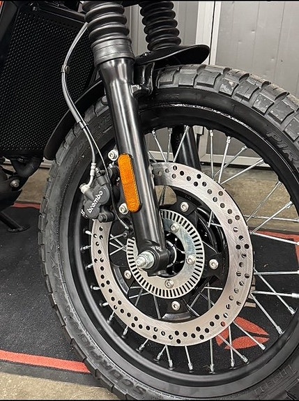 BSA Scrambler 650 -26 4 of 8