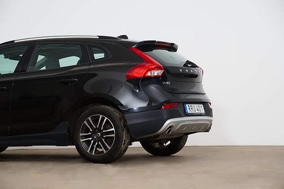 Volvo V40 Cross Country 5 of 5