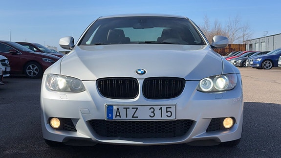 BMW 325i 2 of 5