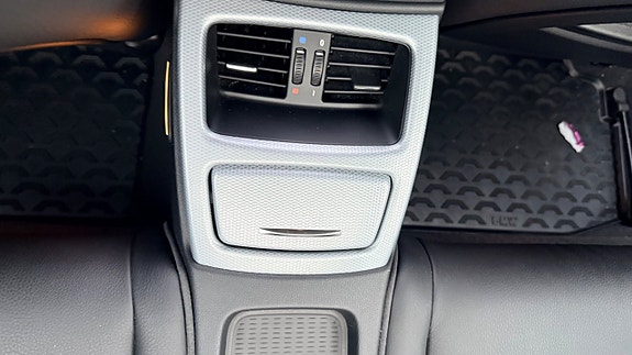 BMW 325i 27 of 30