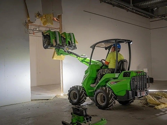 Avant e527 Kompaktlastare Elektriskt 27kw 3 of 5