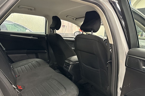 Ford Mondeo 7 of 13