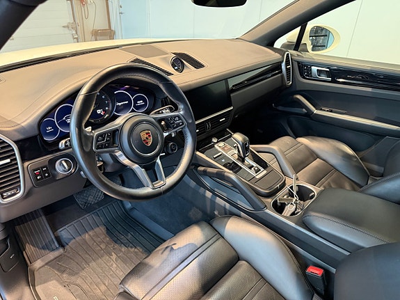 Porsche Cayenne Coupe 11 of 13