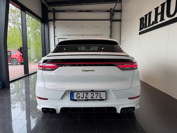 Porsche Cayenne Coupe 4 of 5