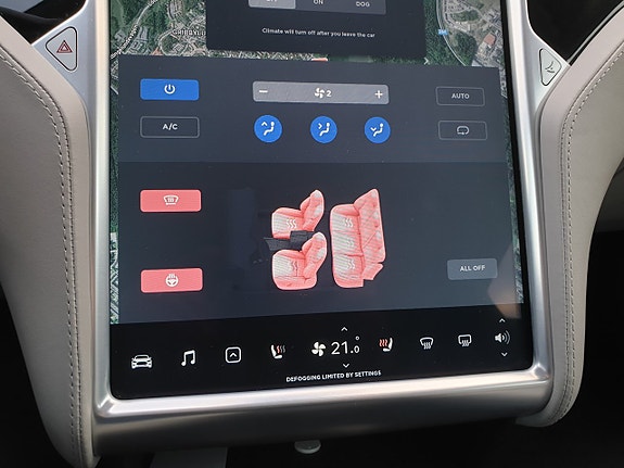 Tesla Model S 18 of 26