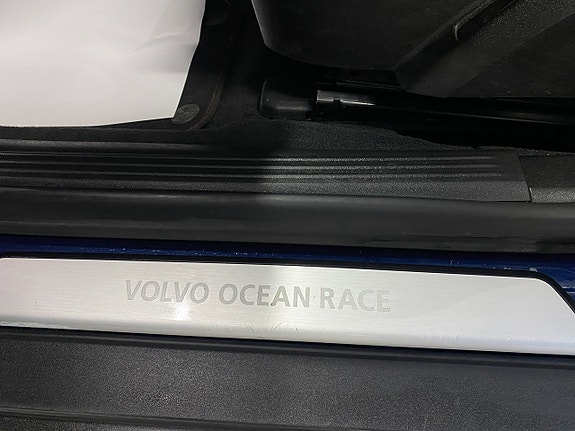 Volvo V40 Cross Country 17 of 29