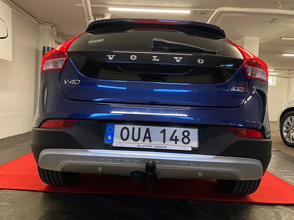 Volvo V40 Cross Country 5 of 29