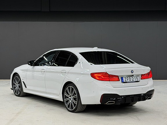 BMW 530e 2 of 20