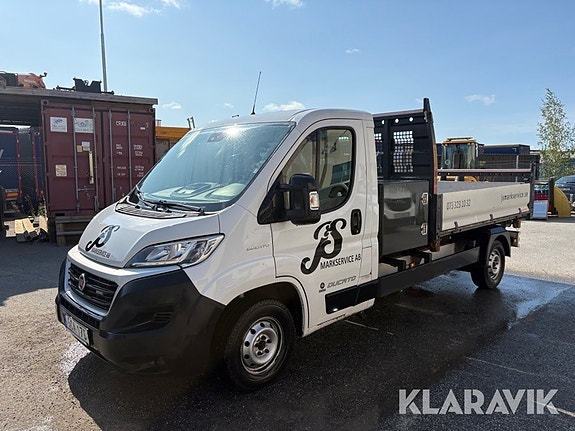 Flakbil Fiat Ducato 2.3 130 med trevägstipp