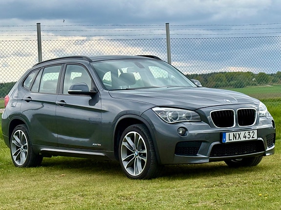 BMW X1 3 of 5