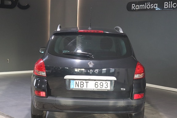 Renault Clio 11 of 18