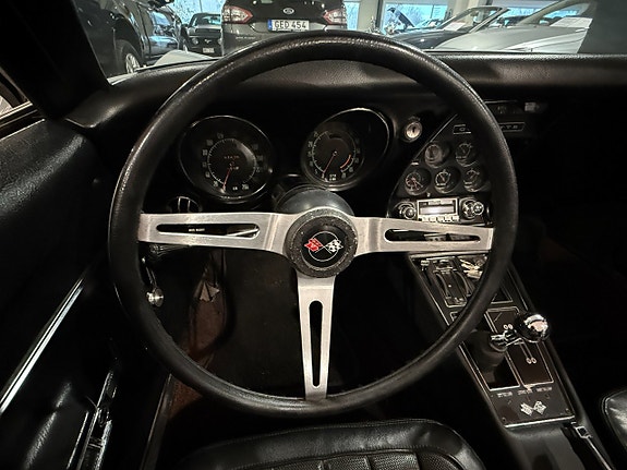 Chevrolet Corvette 12 of 13