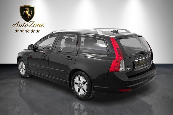Volvo V50 5 of 5