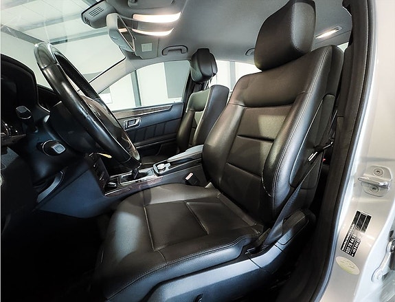 Mercedes-Benz E200 9 of 25