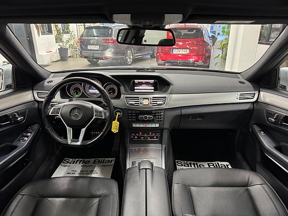 Mercedes-Benz E350 14 of 25