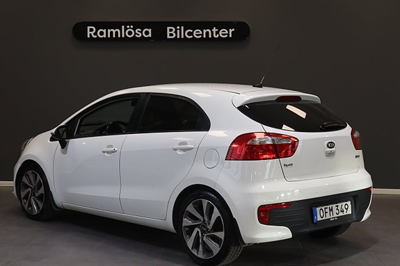 Kia Rio 13 of 21