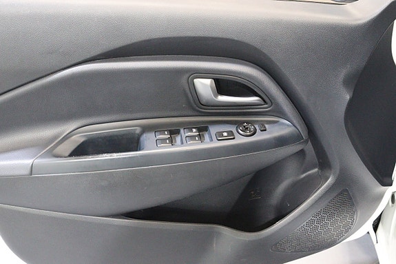 Kia Rio 16 of 21