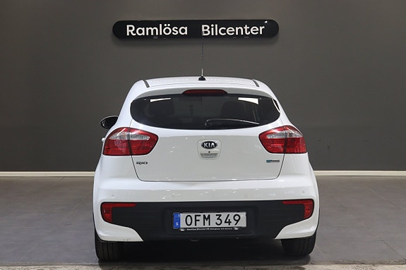 Kia Rio 9 of 21