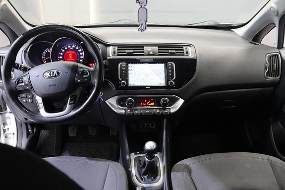 Kia Rio 18 of 21