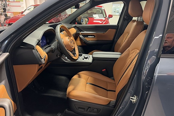 Mazda CX-60 7 of 10