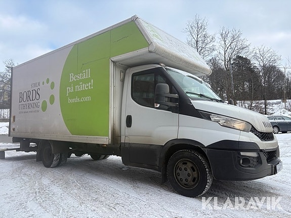 Lastbil Iveco Daily 35C17 flyttskåp, bakgavel