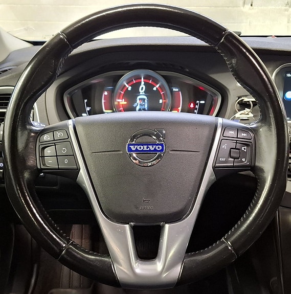 Volvo V40 24 of 25