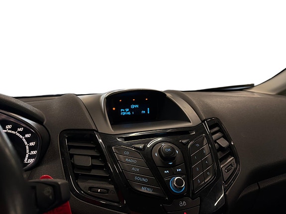 Ford Fiesta 12 of 14