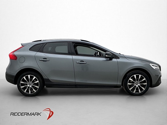 Volvo V40 Cross Country 9 of 27
