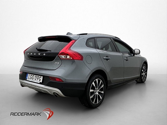 Volvo V40 Cross Country 8 of 27