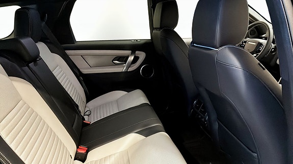 Land Rover Discovery Sport 5 of 5