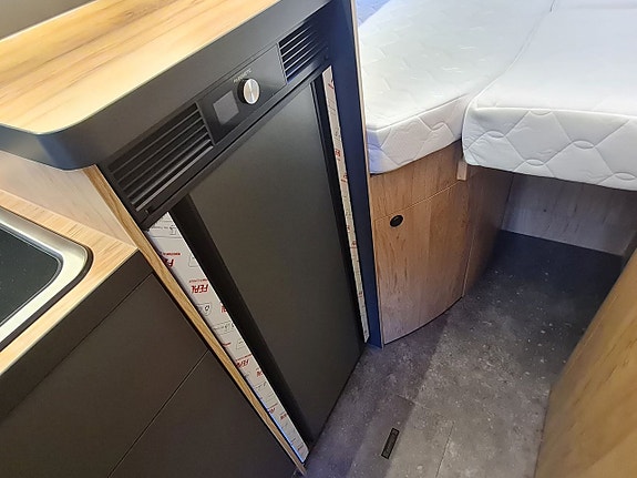 Globe-Traveller Voyager Z långbädd, dieselvärme, automat, 180 hk, all utrustning 15 of 26