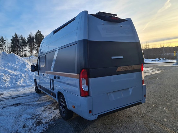 Globe-Traveller Voyager Z långbädd, dieselvärme, automat, 180 hk, all utrustning 5 of 26