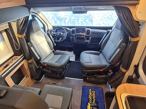 Globe-Traveller Voyager Z långbädd, dieselvärme, automat, 180 hk, all utrustning 21 of 26