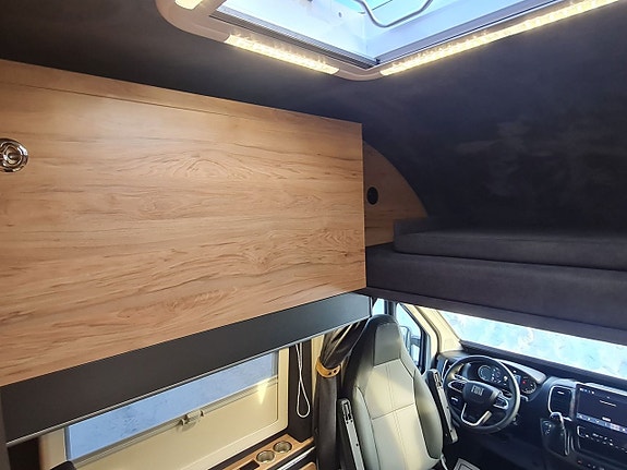 Globe-Traveller Voyager Z långbädd, dieselvärme, automat, 180 hk, all utrustning 23 of 26