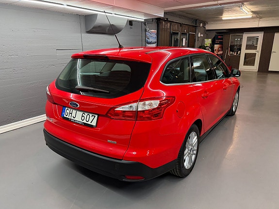 Ford Focus 5 of 15