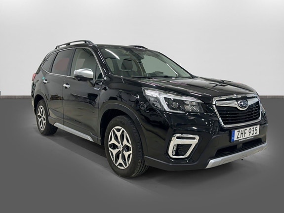 Subaru Forester 3 of 5