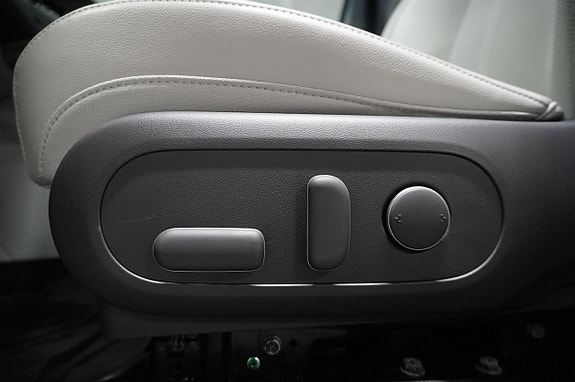Hyundai Kona 9 of 15