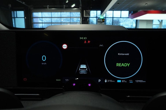 Hyundai Kona 13 of 15