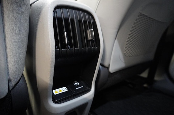 Hyundai Kona 8 of 15