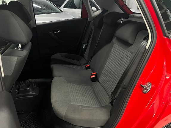 Volkswagen Polo 18 of 21