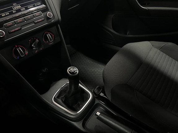 Volkswagen Polo 16 of 21