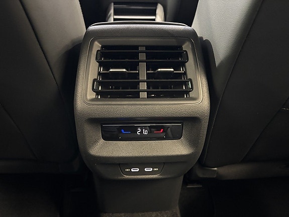 Volkswagen Tiguan 18 of 19