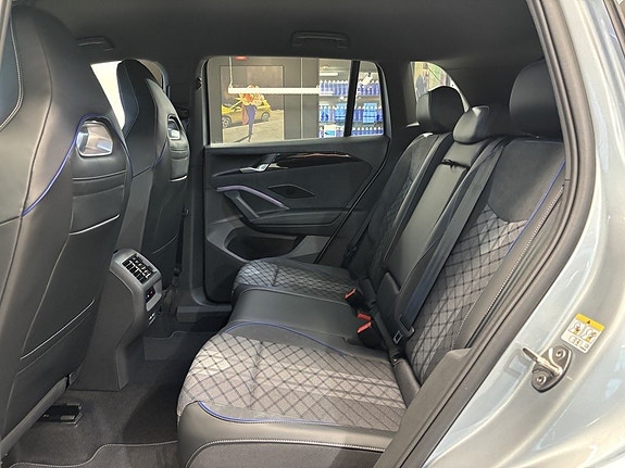 Volkswagen Tiguan 16 of 19