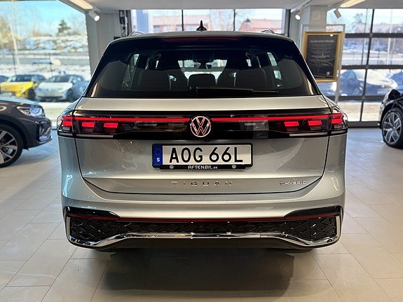 Volkswagen Tiguan 6 of 19