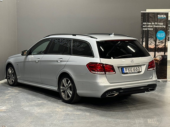 Mercedes-Benz E220 4 of 7