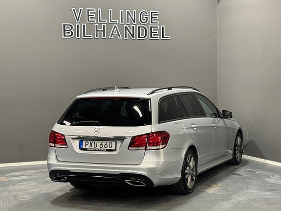 Mercedes-Benz E220 3 of 7