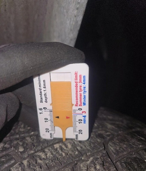 Product image 2 of 9